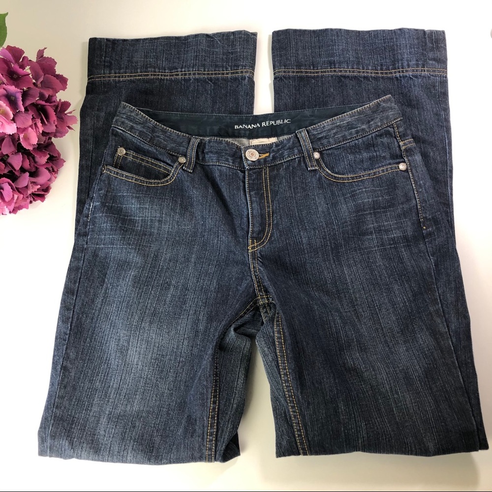 Banana Republic Flare Jeans Size 6